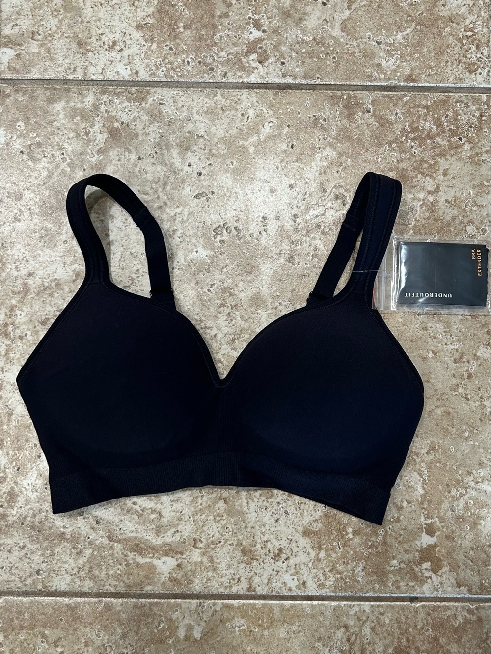*New* Underoutfit 460 Perfect Neckline Black Bra